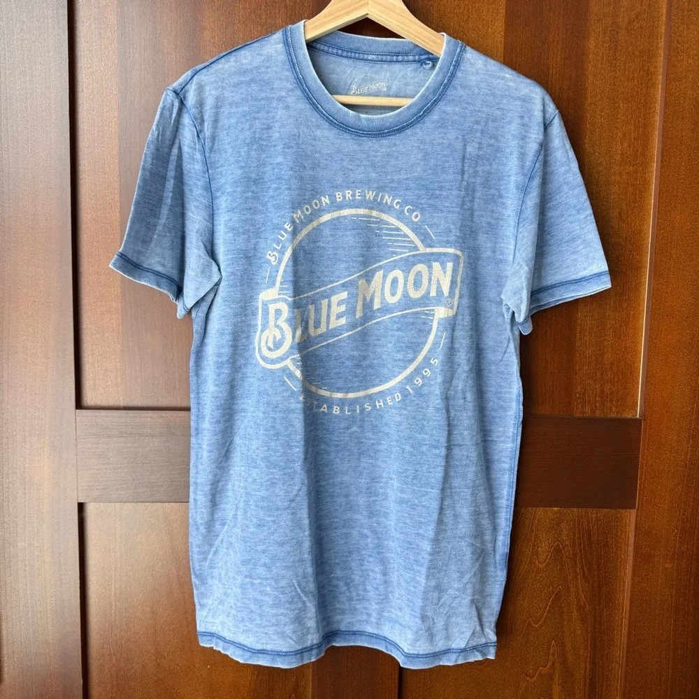 Blue Moon Brewing Co Blue T-shirt Size Small - Picture 1 of 5